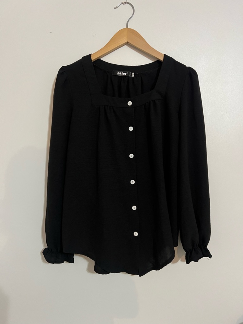 Super Cute Black Button-Front Long Sleeve Blouse